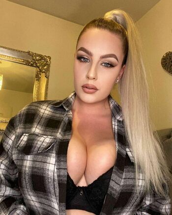 Courtney Steadman