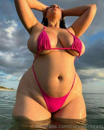 curvygirlteam