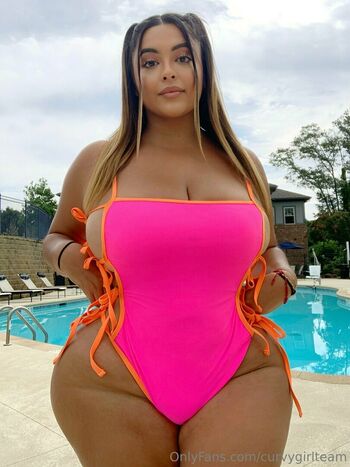 curvygirlteam