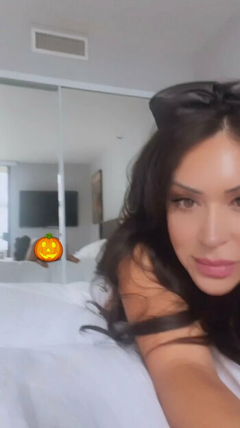 Cynannamarie