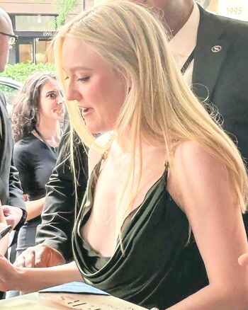 Dakota Fanning