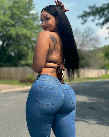Darla Dimples