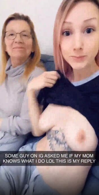 Daughter_Mother