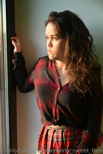 dayanna_sweet_free