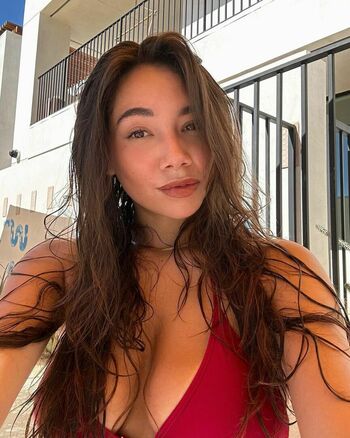 Desiree Flores