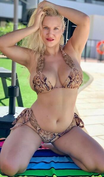 Dolly Fox