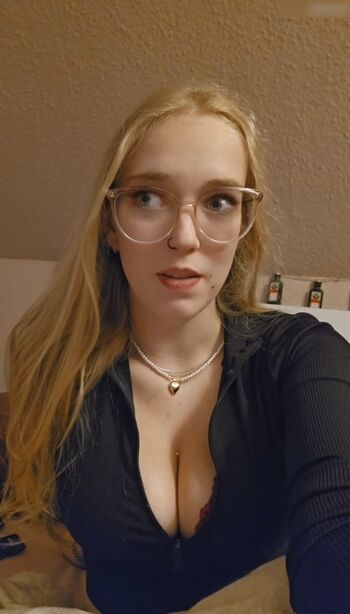 Dorfblondie