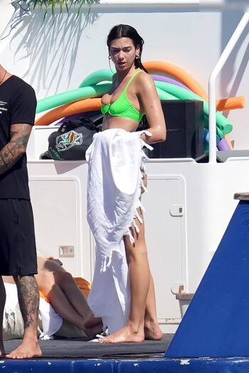 Dua Lipa