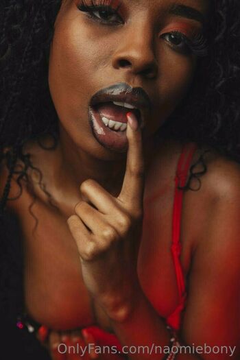 ebonynaomii