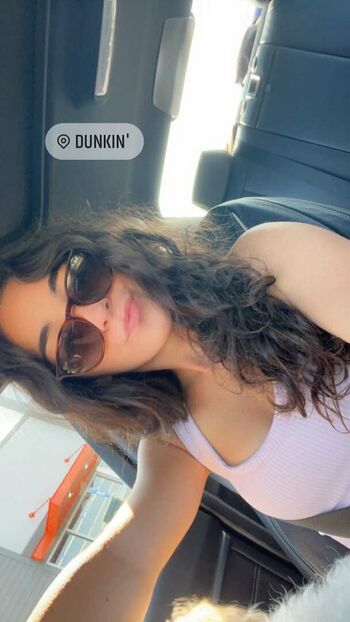Elena Arenas