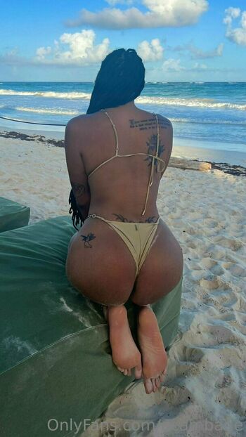 Elizabeth Cambage
