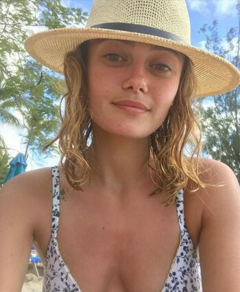 Ella Purnell