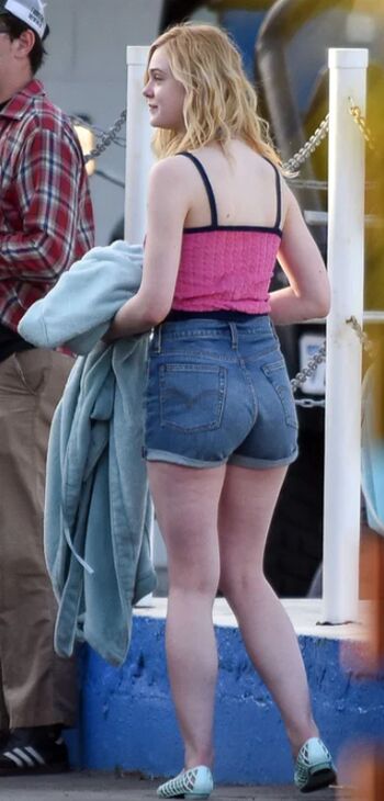 Elle Fanning