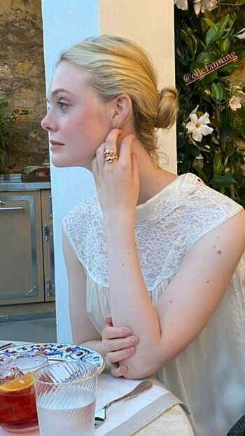 Elle Fanning