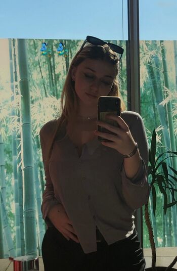 ellyy.ann
