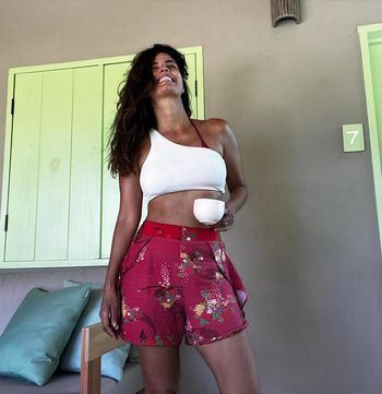 Emanuelle Araújo