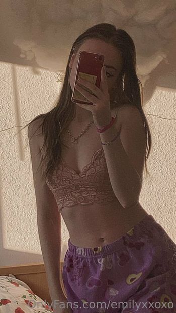 emilyxxoxo