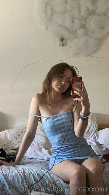 emilyxxoxo