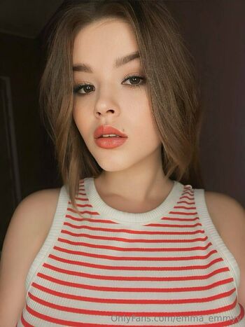 emma_emmyy