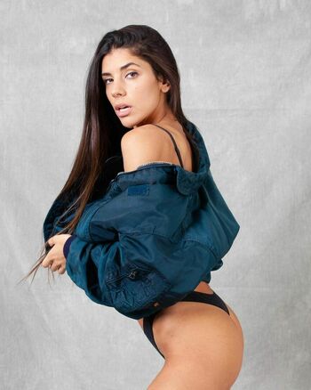 Estela Cruz