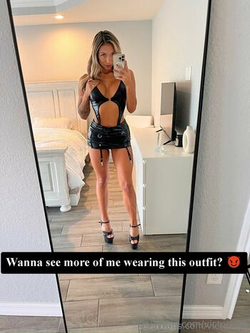exoticcalihotwife