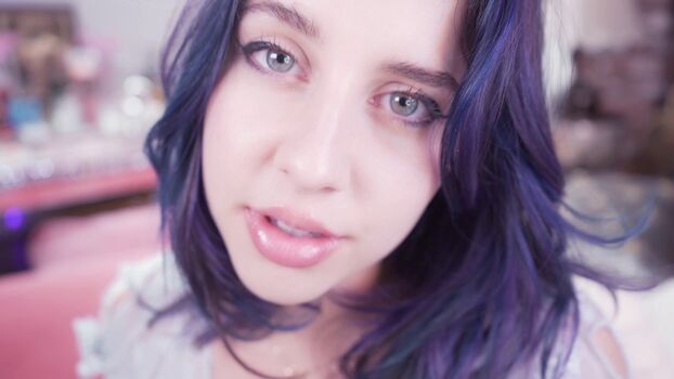 Eye Contact