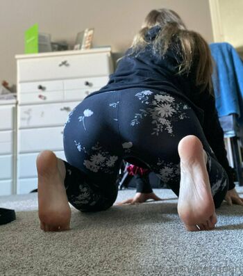 feet.guurl