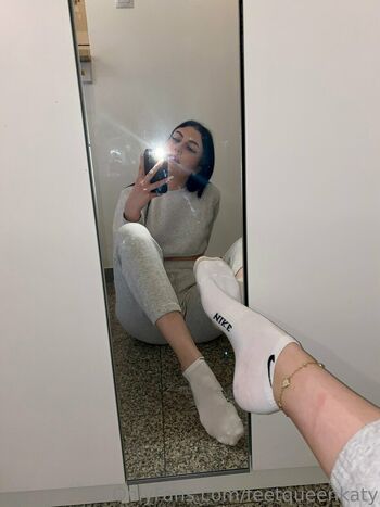 feetqueenkaty