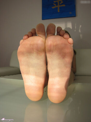 Footlovegirls