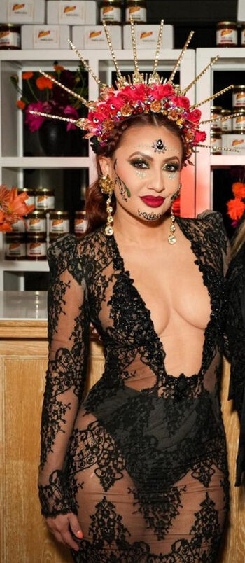 Francia Raisa