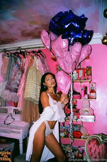 girlsonfilm