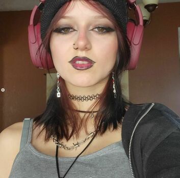 Girlwithasubie