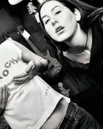 Haim Sisters