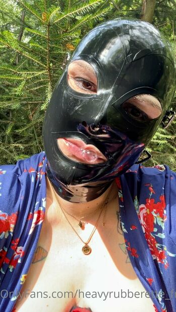 heavyrubberette_free