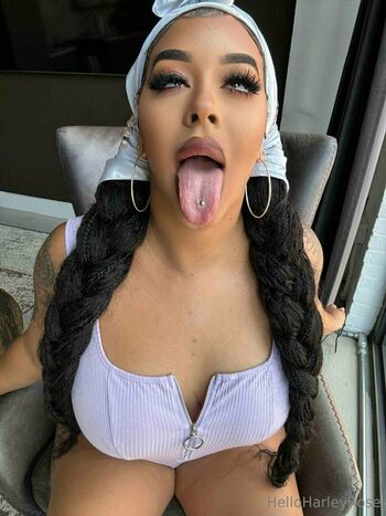 helloharleyrose
