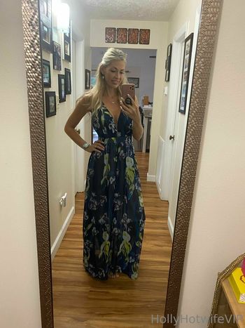 Holly Hotwife