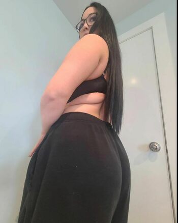 Hot4Holly