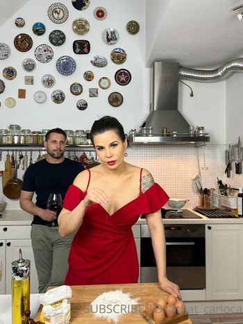 hotplaymatewife