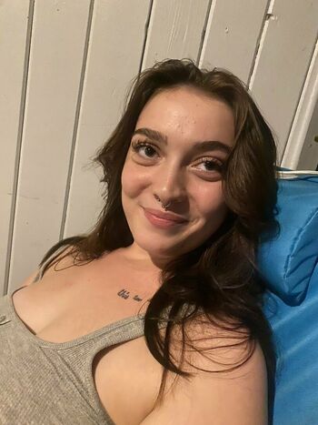 Hotwifechar