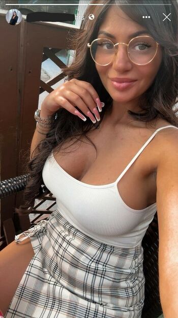Hungarian Escort
