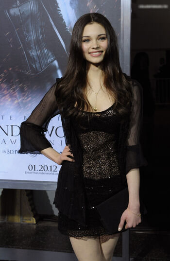 India Eisley