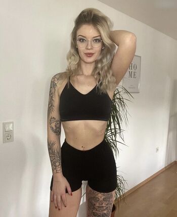 Inkedgirl98_