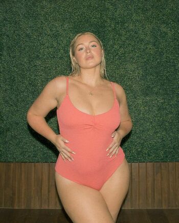 Iskra Lawrence