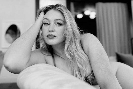 Iskra Lawrence