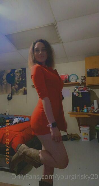 itsyagirlsky
