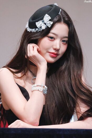 Jang Won-young