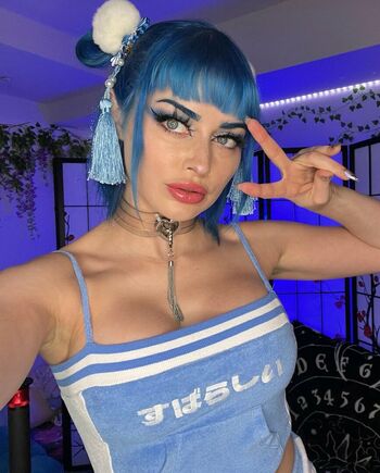jewelzblu