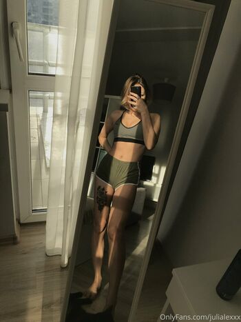 julialexxx