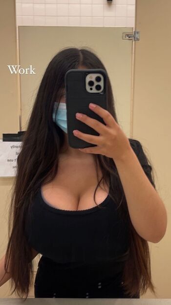 Karla Vilagomez