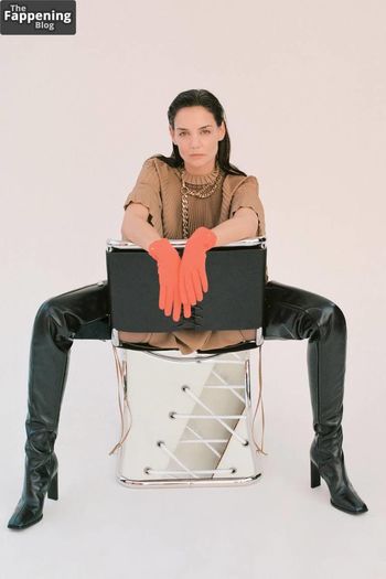 Katie Holmes